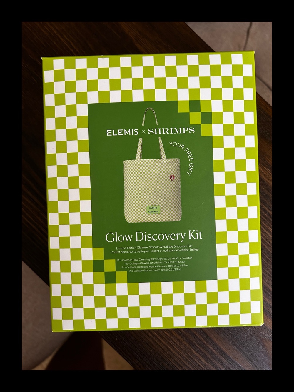 NIB! ELEMIS Glow Discovery Kit with Shrimps Checked Tote
